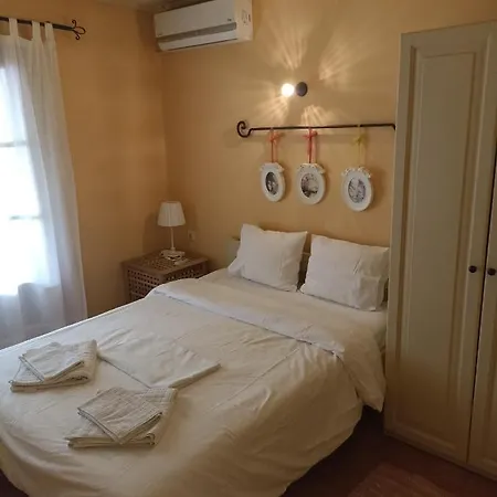 Kostantaki Guest house Nea Peramos (Macedonia)